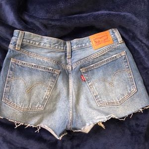 Levi cutoffs